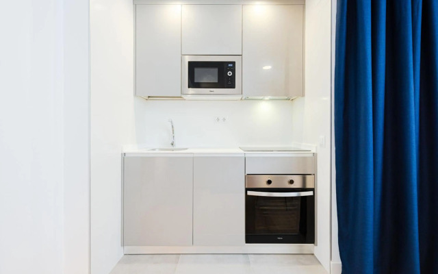 Premium Accomodation in La Rosaleda - Madrid