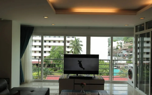 6-18 - Penthouse 3 Bedrooms Walking To Patong Beach
