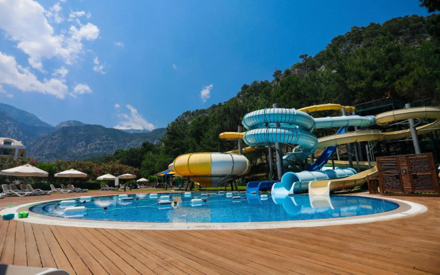 Vertia Luxury Resort