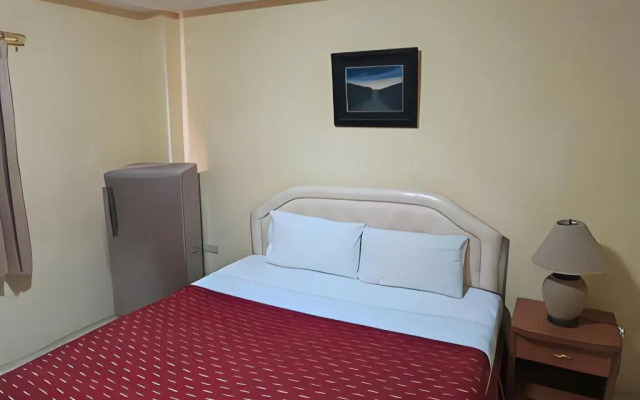 Robin’s Nest Guesthouse & Restaurant