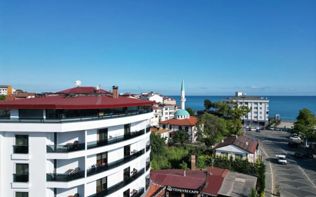 Ceneviz Suit Hotel