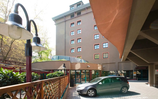 ibis Budapest Heroes Square