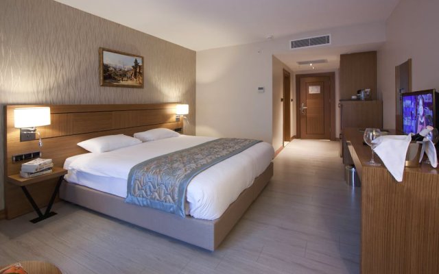 Mirel Hotel