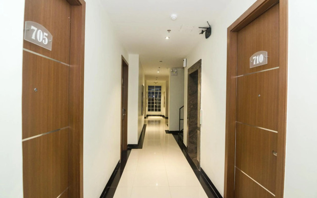 Blitz Hotel Batam Centre