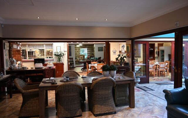 Lamor Guest House