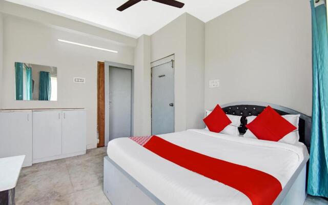 Flagship 81863 J M T Upasana