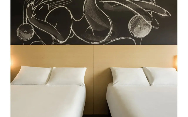ibis Irapuato