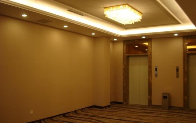 Qingdao Aegean Regalia Vacation Hotel