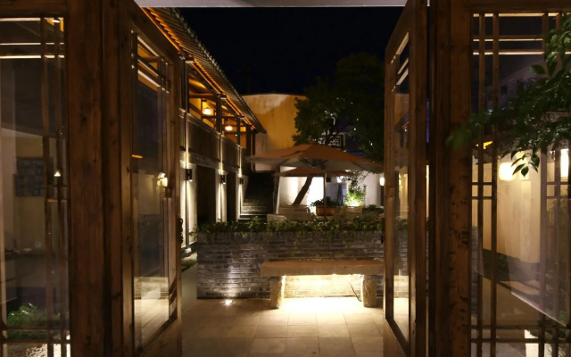 Tongxiang Wuzhen Yuexiang Inn