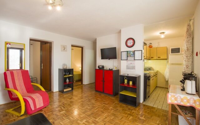 Apartment Laurus / Two Bedrooms A1