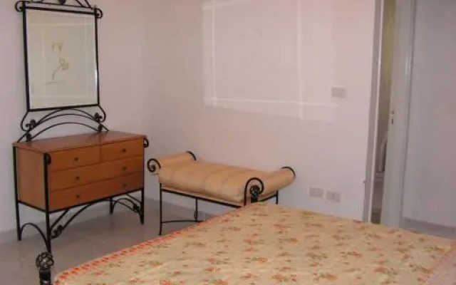 Paradise Hill Apartments