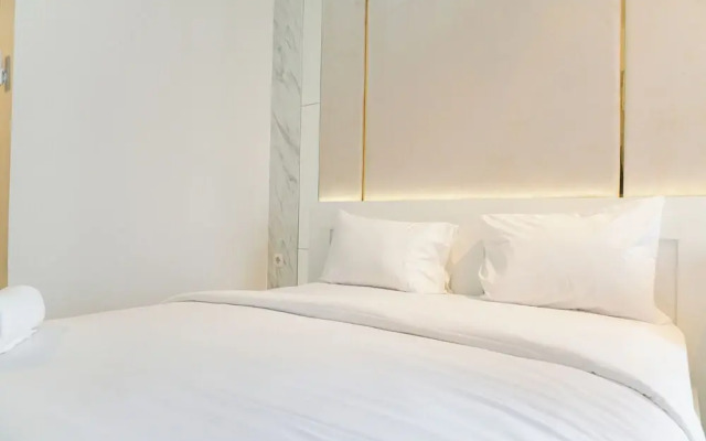 Modern Look And Nice Studio Transpark Bintaro Apartment