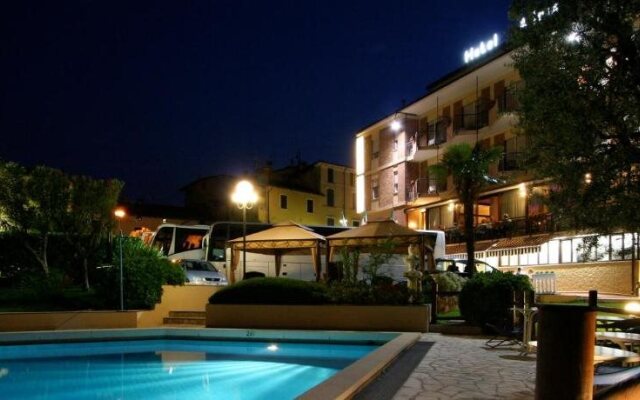 Hotel Adria & Resort