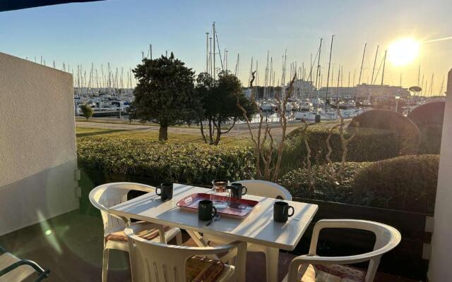 Appartement Port Camargue, 1 Pièce, 4 Personnes - Fr-1-250-41