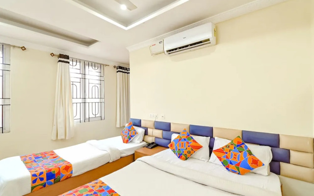 Fabhotel Good Luck Residency