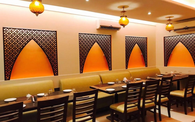 Lumbinis Grand Hotel