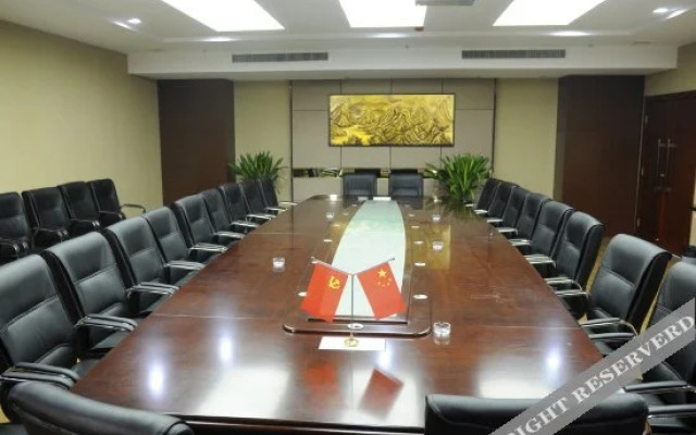 Shengjing Yijia Hotel ( Xiangyang New Wuzhong Wuyue Plaza Branch)