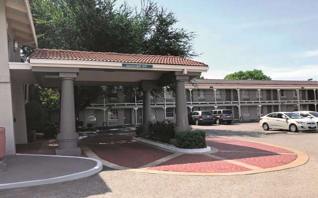 La Quinta Inn by Wyndham Dallas Uptown