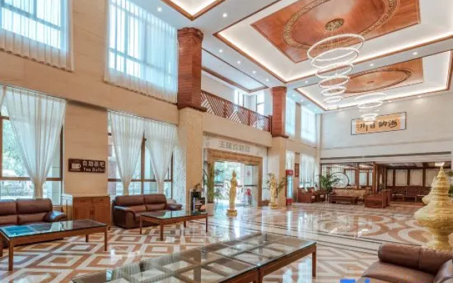 Ruili Yurui Hot Spring Garden Resort Hotel – Lobby – Dehong