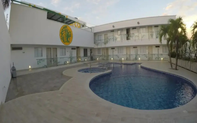 Hotel Calarca Club
