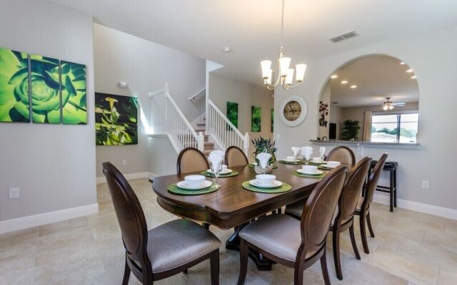 5-Bedroom Villa in Davenport 5298WW