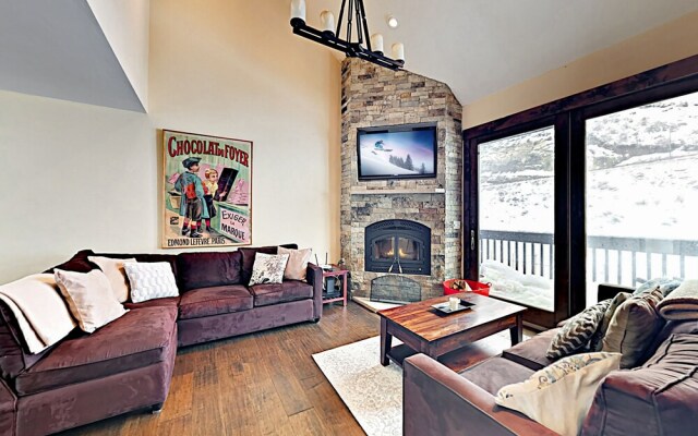 Roomy 3112 - 3 Br Townhouse