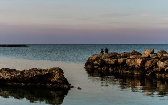 Cavo Zoe Seaside Hotel