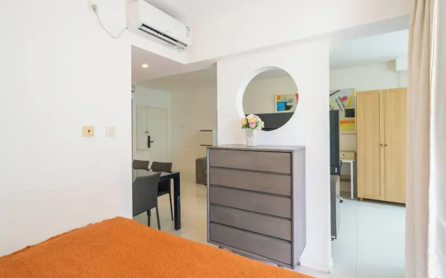 Tyms Xujiahui  Stylish 1BR APT