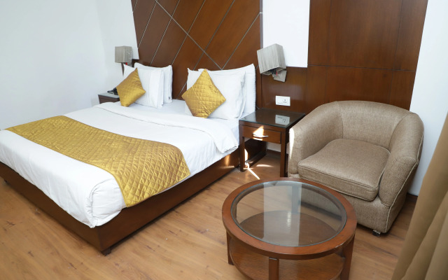 Hotel Blooming Inn and BANQUET