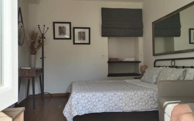 Alkistis House