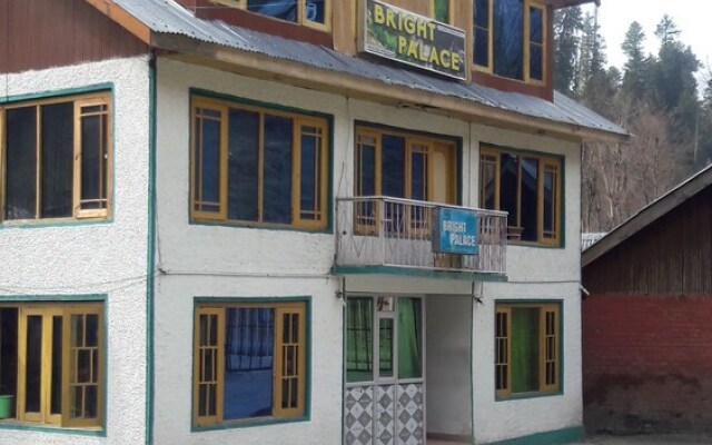 Hotel Bright palace pahalgam