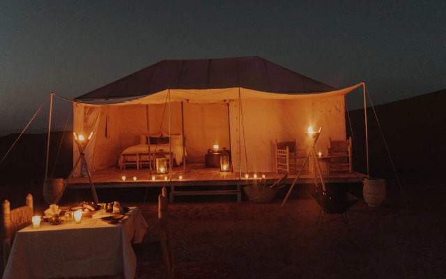 Umnya Dune Camp