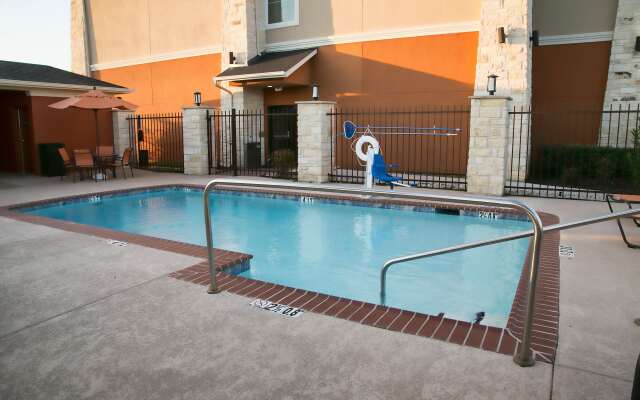 Bestwestern Plus Luling Inn