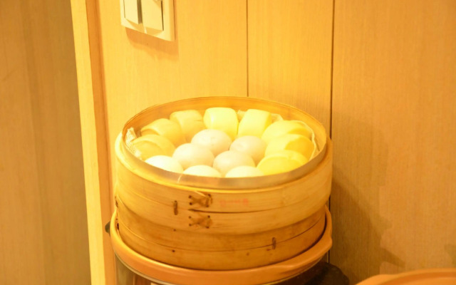 Noble Hotel