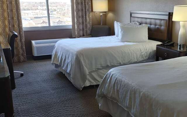 Wyndham Omaha / West Dodge