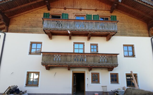 Lavish Apartment in Kaltenbach Near Ski Area
