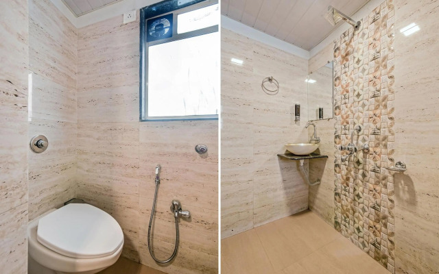 OYO SilverKey 76611 Nirsukh Palace