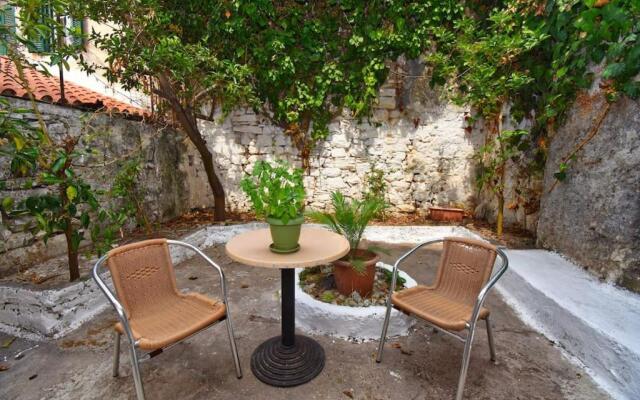 Traditional House with Ivy Garden