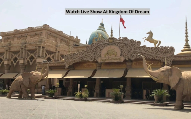 OYO Townhouse 18557 Sector Twenty Seven