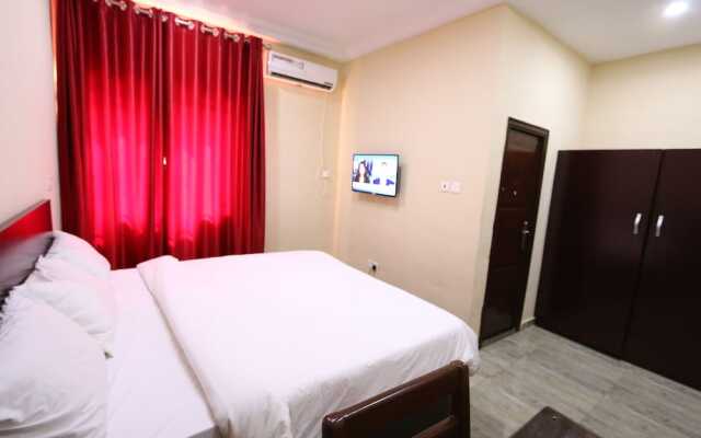 Iyore Grand Hotel & Suites 2