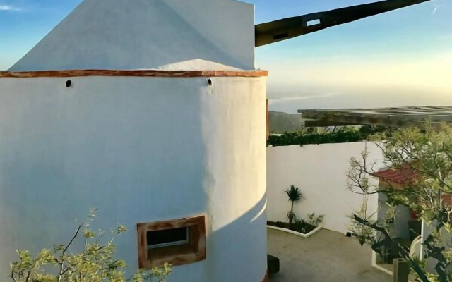 Pura Vida Atlantic Lodge