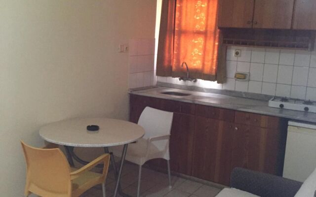 Akdeniz Apart Otel