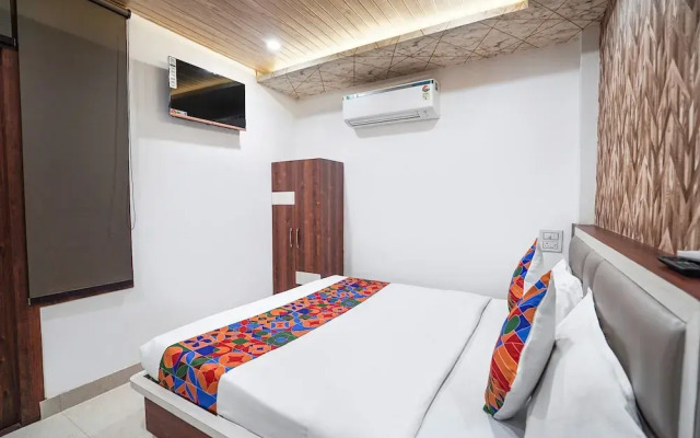 Fabhotel The Pleasure Stay