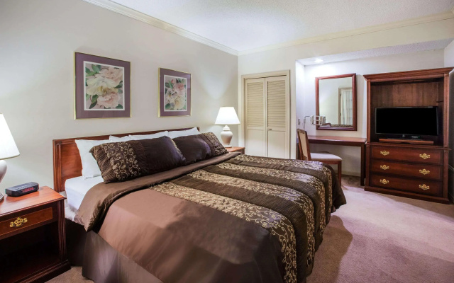 Days Inn by Wyndham Midland
