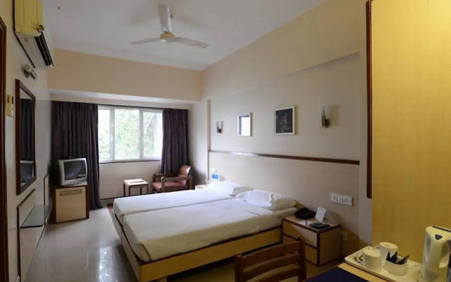 Hotel Woodland