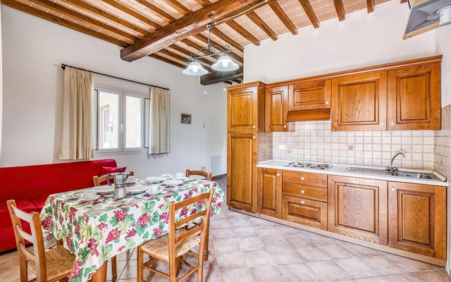 Grano Apt With Pool Near Volterra