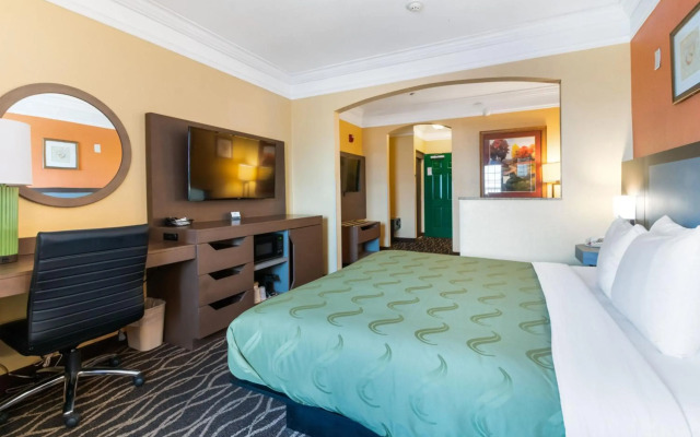 Quality Inn & Suites Galveston - Beachfront