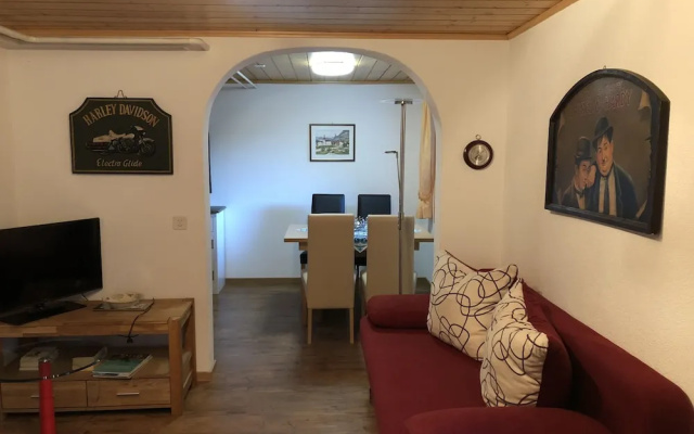 Spacious Apartment in St Niklaus near Mattertal Ski Area – Hotel Rooms – Sankt Niklaus