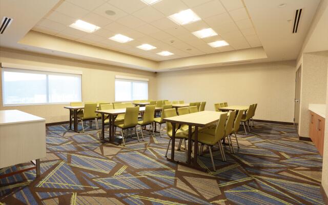 Holiday Inn Express Oneonta by IHG
