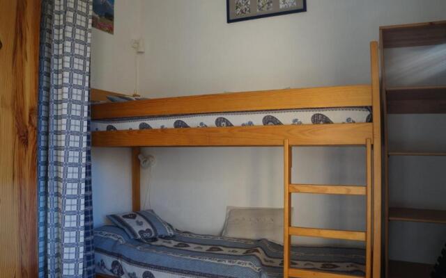 Nan01 - Studio 4 Pers Telecabine